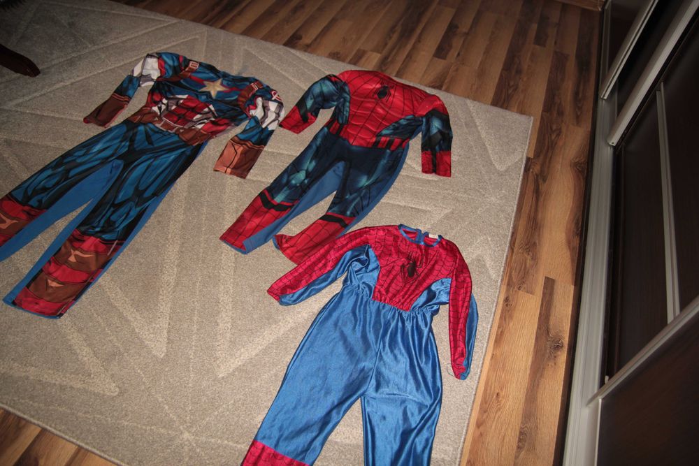 Stroje karnawałowe - roz. 116 cm i 128 cm