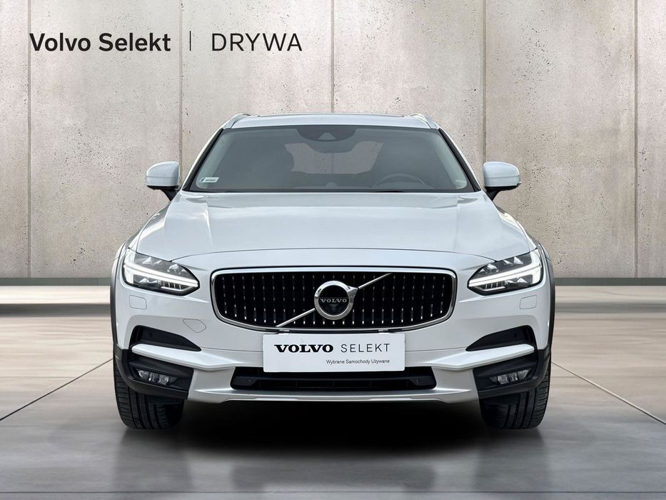 Volvo V90 Cross Country D5 AWD PRO | Serwis ASO | Panorama | Hak | Masaże | FV Marża | DRYWA G