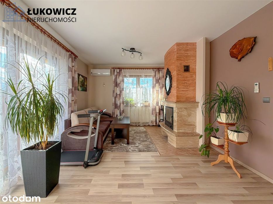 Komfortowy dom z widokiem na góry –Kozy!