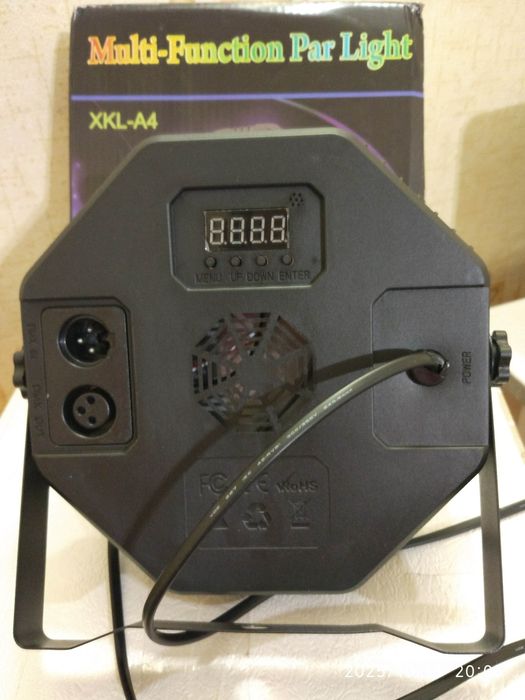 Продам! Лед прожектор, светомузыку  Par Mini 36, DMX512  для дискотек!