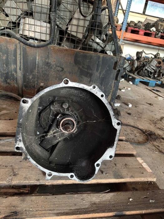 Caixa Hyundai H1 ano 2000 -  5 em stock