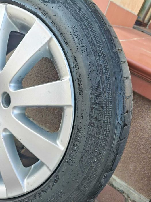 Oryginale Felgi z oponami do VW Passat B6