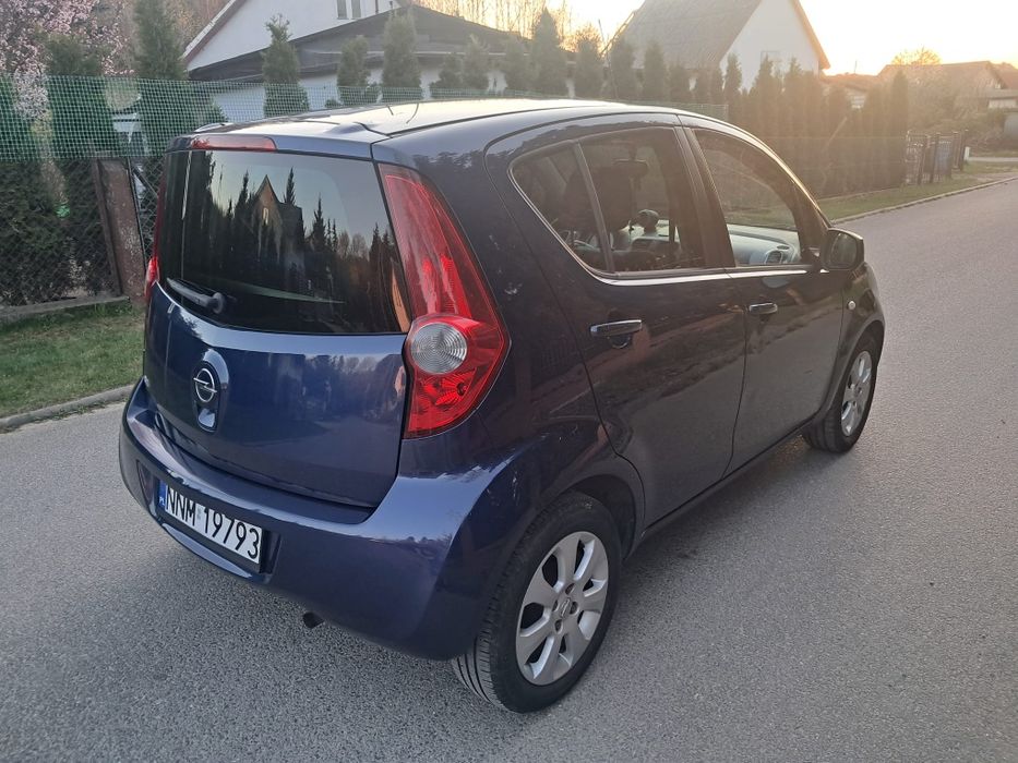 Opel Agila  1. 2