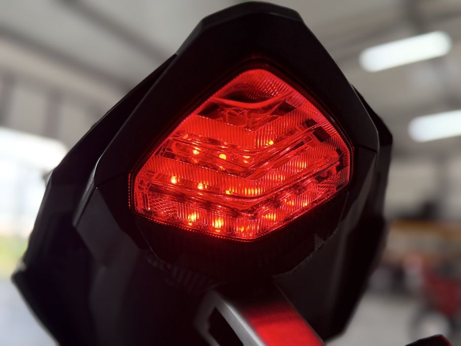 Honda CBR400R ABS 2016 рік Тільки з Японії Без пробігу по Укр