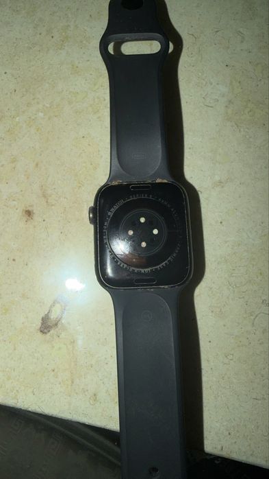 Apple Watch S6 44mm GPS (A2292) – bom estado + carregador