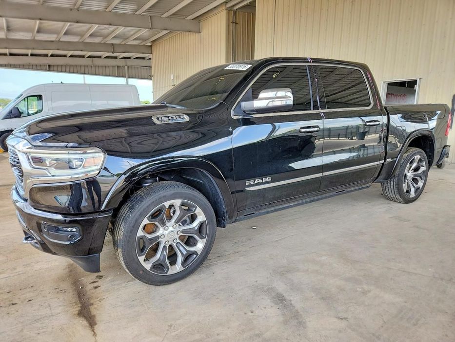 RAM 1500 Auta z USA / zapytaj o więcej ofert