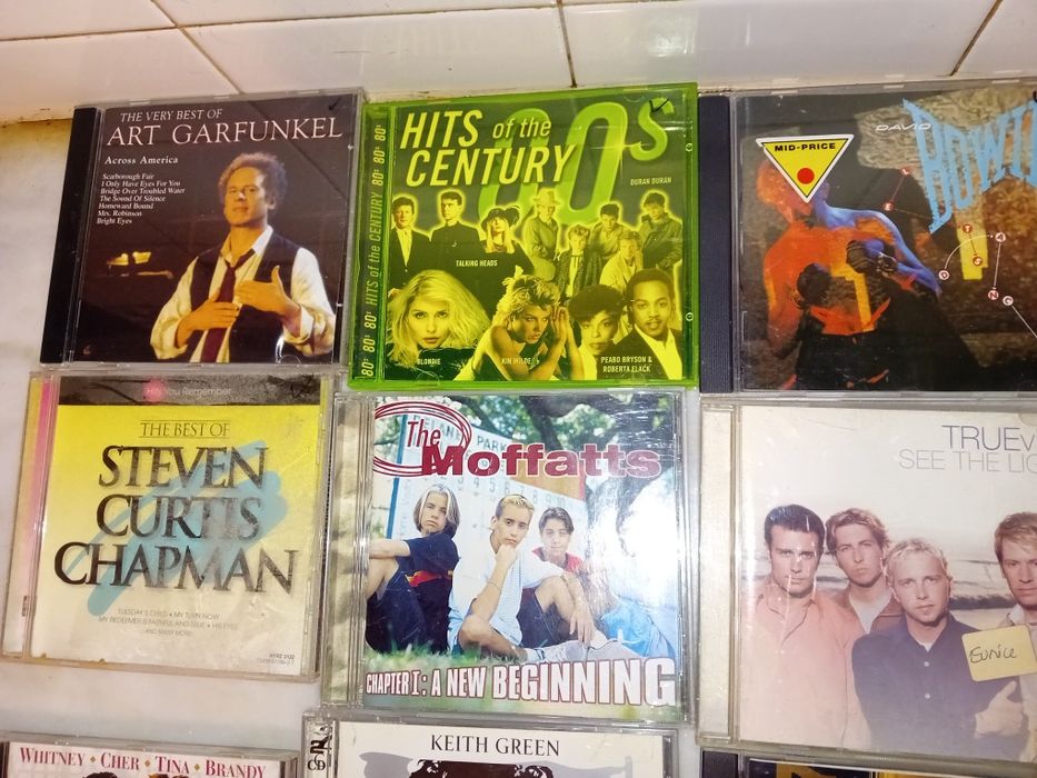 Conjunto de 24 Cds Originais Música Diversa