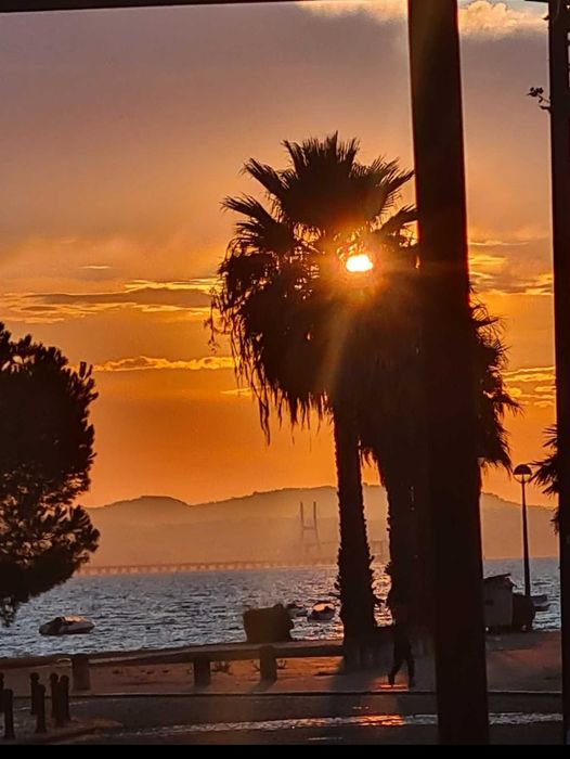 Alugo quarto em Alcochete para 1 pessoa.Valor 410€+1 mês de caução.