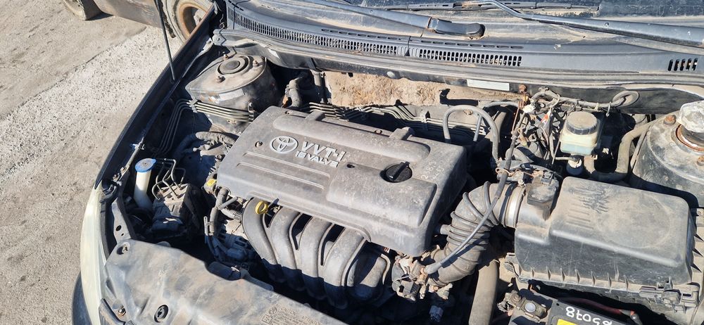 SILNIK KOMPLETNY Toyota Corolla E12 Auris E15  1.4 VVT-i 4ZZ-FE 8k