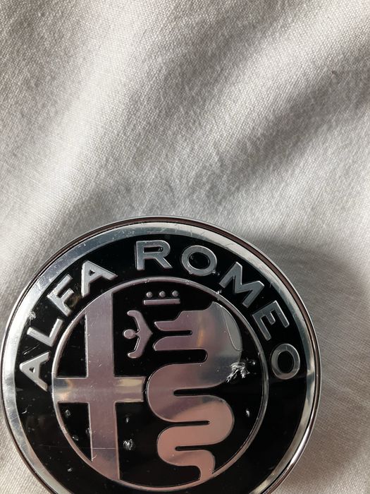 Emblemat Alfa Romeo plastik
