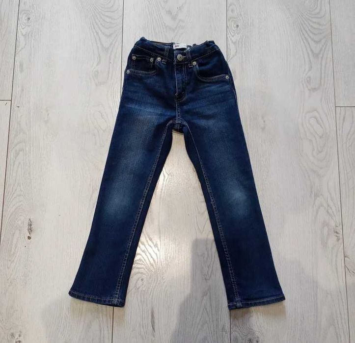 spodnie jeansowe marki Levi's 511 roz. 116 jak nowe slim