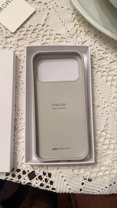 Capa Rimowa Iphone 17 Pro Max
