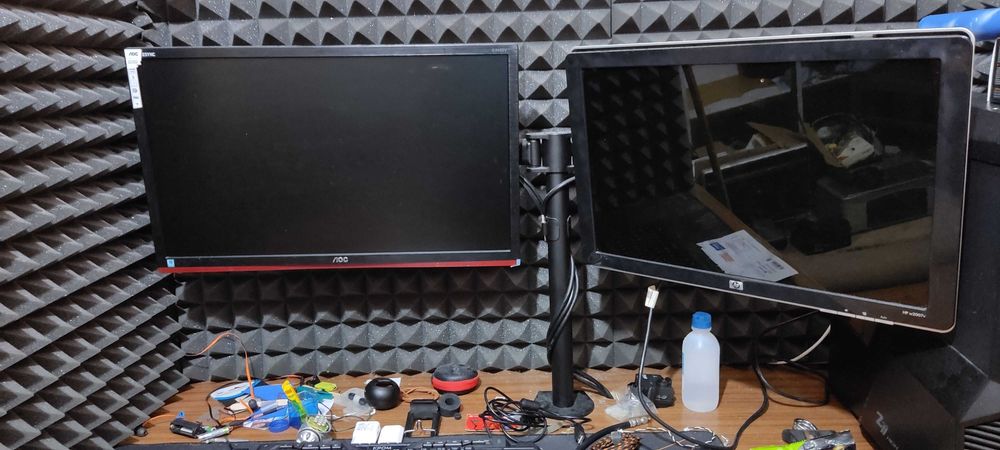 Vendo o Conjunto de 2 Monitores HP