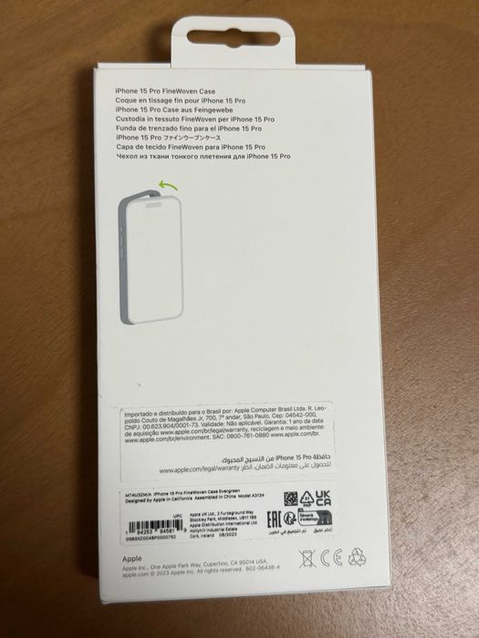 Capa Apple FineWoven Evergreen - iPhone 15 Pro