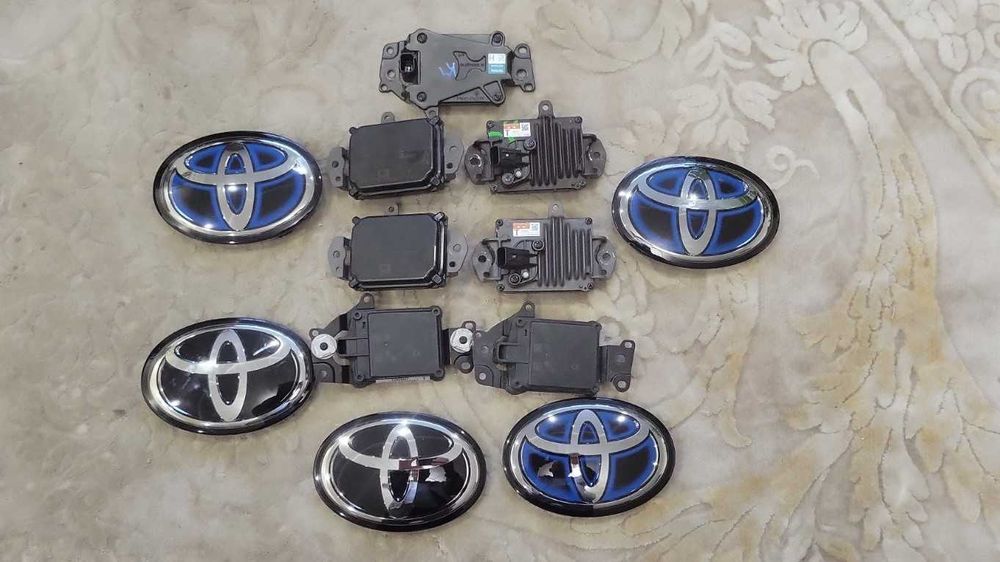 Дистроник, емблема,  Toyota тойота, кемри, лексус Lexus RX-350