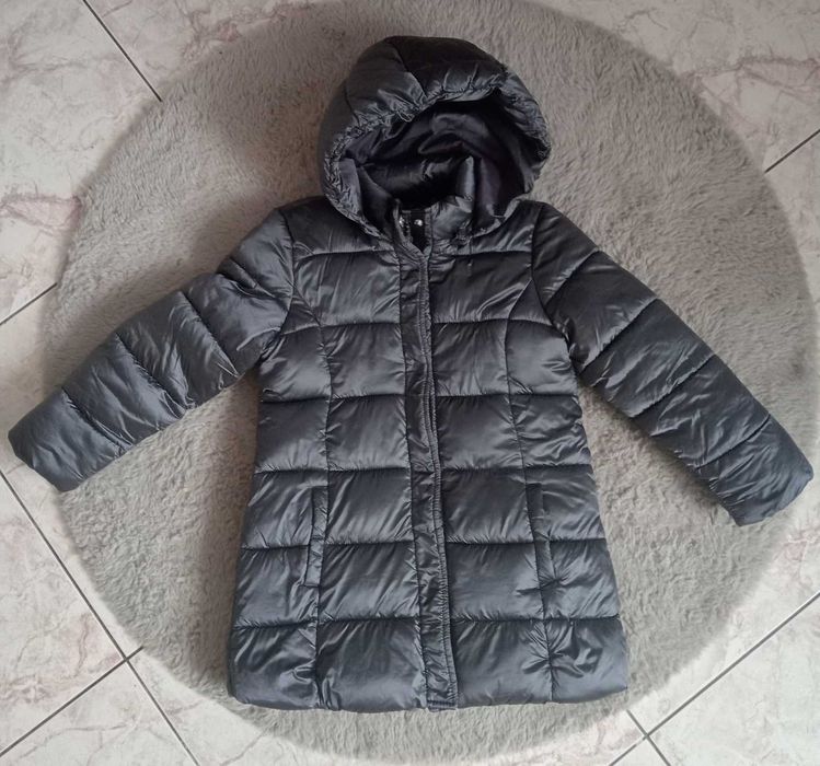 Sprzedam płaszczyk pikowany dla dziewczynki r122