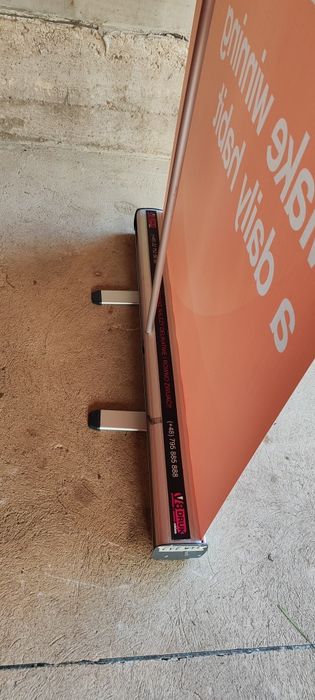 Рекламний банер/стенд