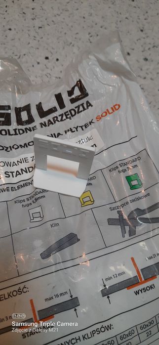 System poziomowania płytek