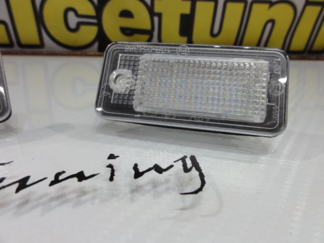 Suporte De Lampada De Matricula Com Led Branco Para Audi A3 8P, A4 B6, B7, A6 4F, A8, Q7, A5