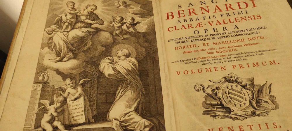 Старинные книги фолианты. Философские трактаты  Аббата Преви.