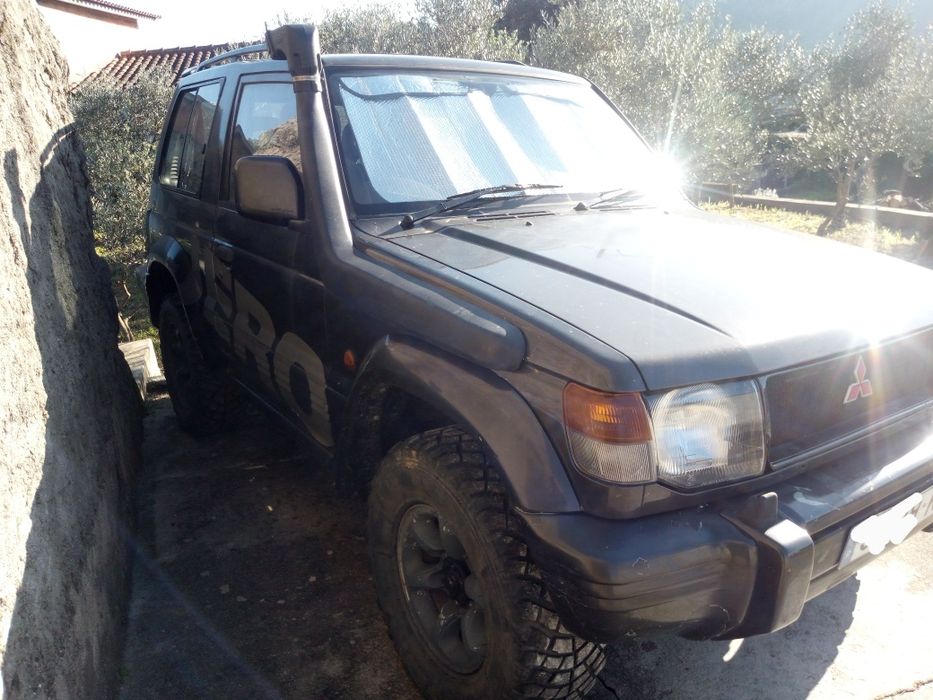 Mitsubishi Pajero 2500 GLS
