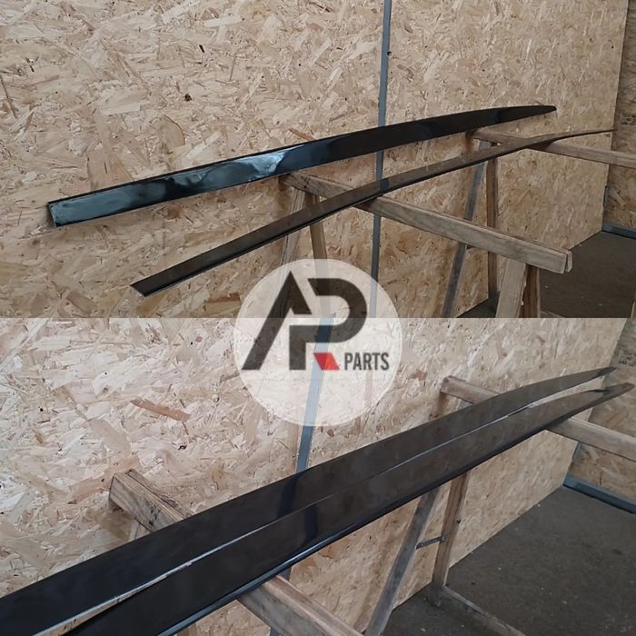 BMW serie 1 E81 E82 E87 E88 Laminas Laterais Preto brilhante Mperforma