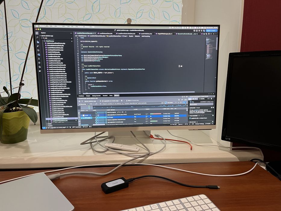 4k монітор Samsung Smart Monitor M8 2024