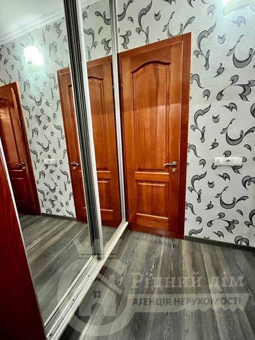 Продам 3К квартиру м.Українка біля р.Дніпро