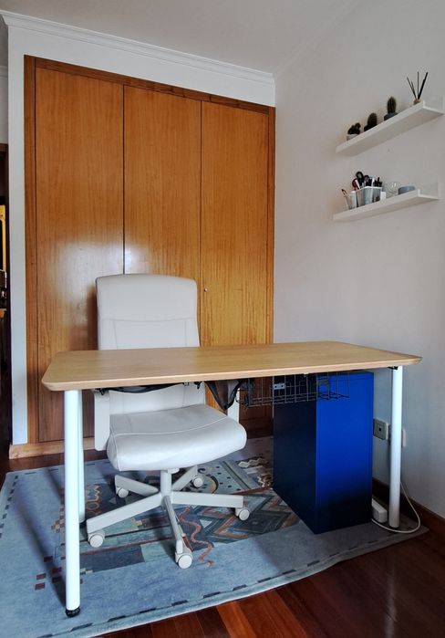 Secretária IKEA Anfallare + Cadeira IKEA Millberget + Bloco gavetas IKEA Helmer - Setup Completo