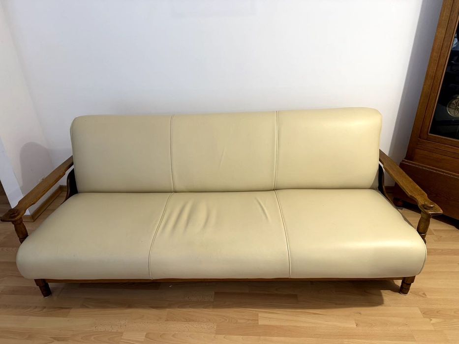 Wersalka/kanapa  + 2 fotele, skóra beżowa, lite drewno, funkcja spania