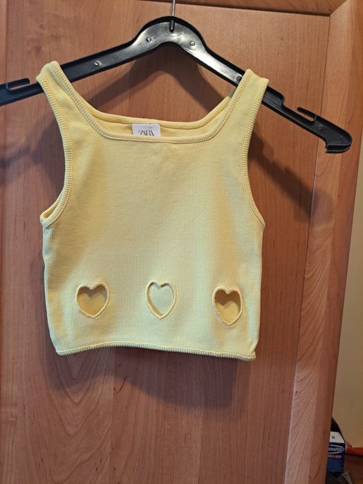 Bluzka  topik.  Kolor  żółty. 8-9lat firma  Zara