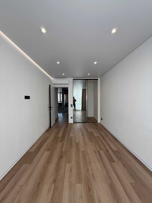 Добротна 2 кімнатна в центрі ЖК А5