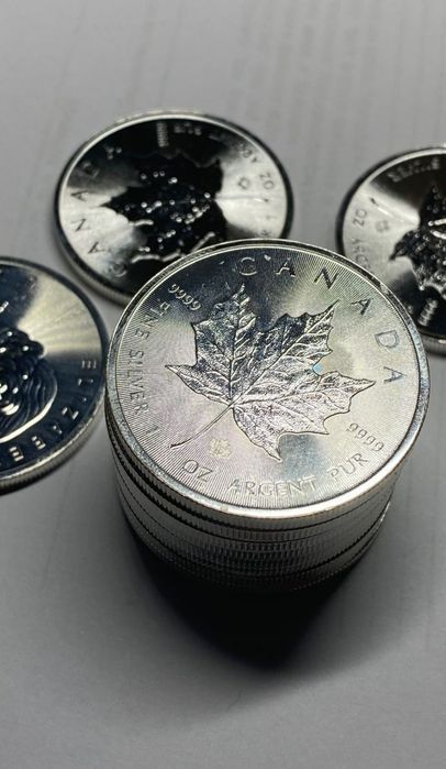 Срібна інвестиційна монета 999,9 Канадський кленовий лист