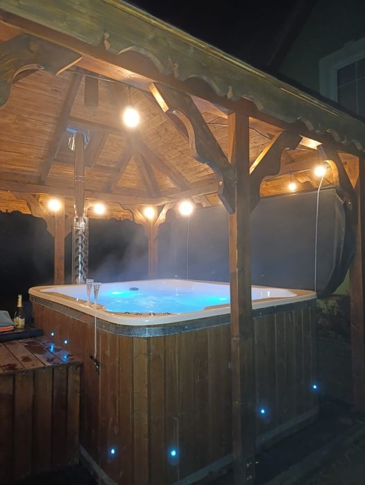 Wolne  MAZURY BALIA jacuzzi całoroczny