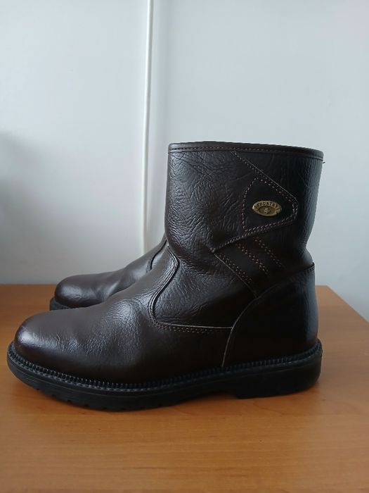 Кожаные зимние ботинки фирмы Girza Италия