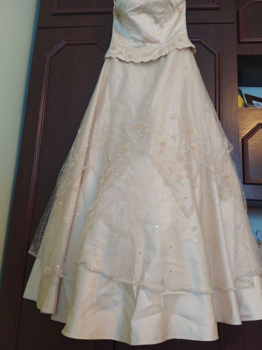 Плаття довге гарне