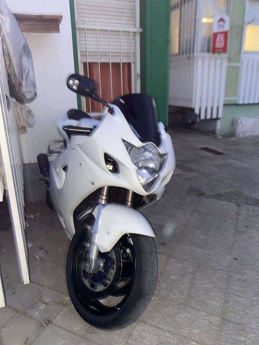 SUZUKI GXR1000 EXCELENTE OPORTUNIDADE