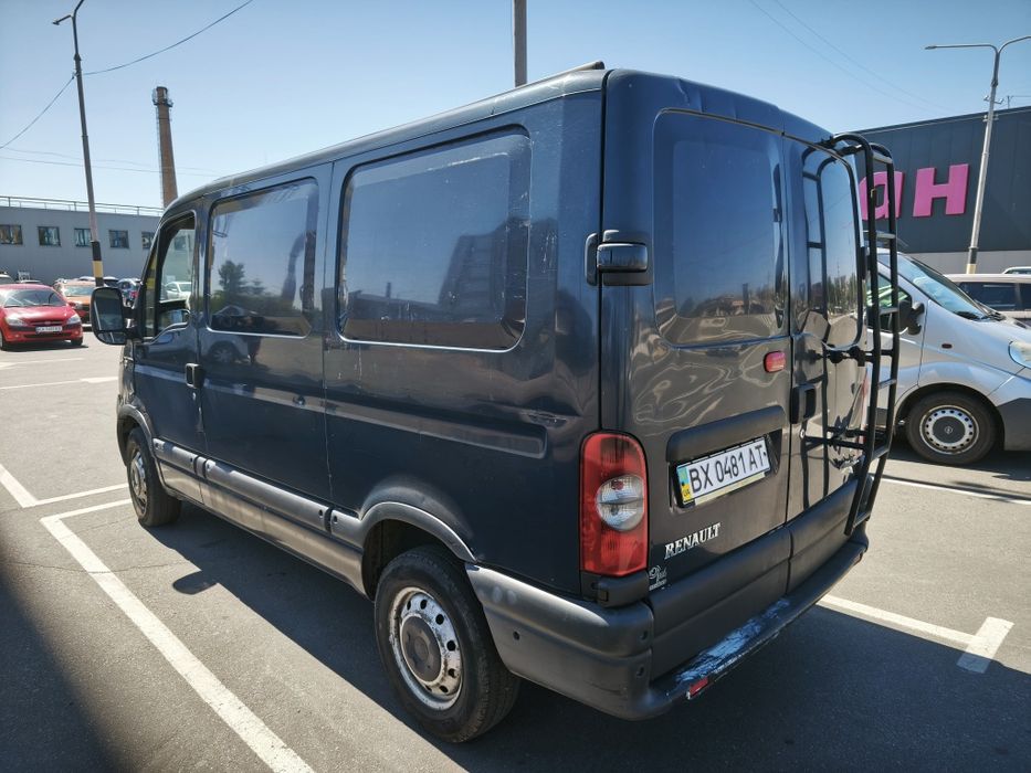 Оренда буса Renault Master