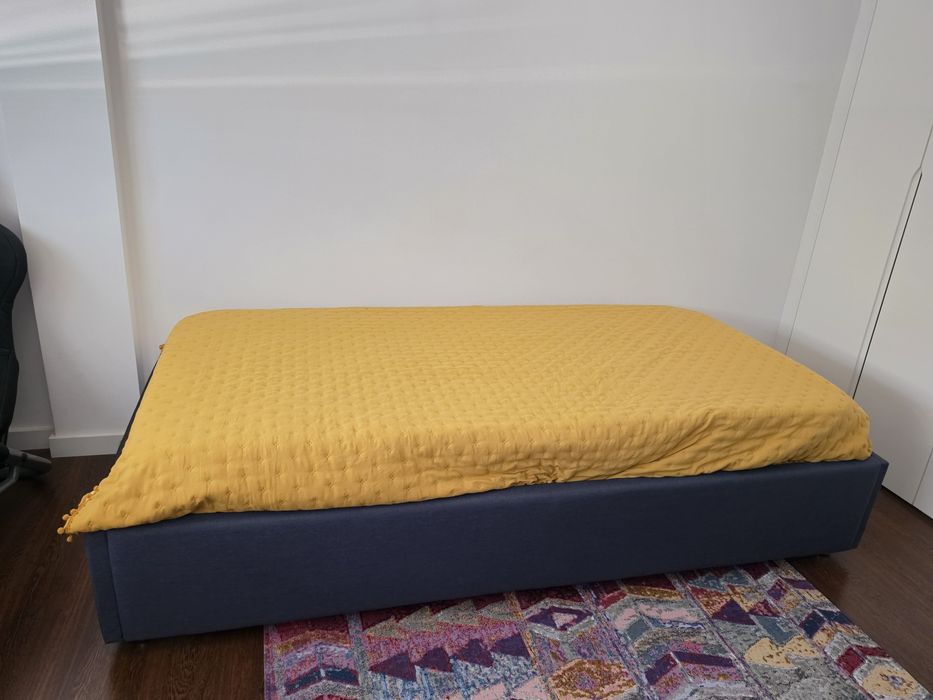 Cama solteiro com colchão
