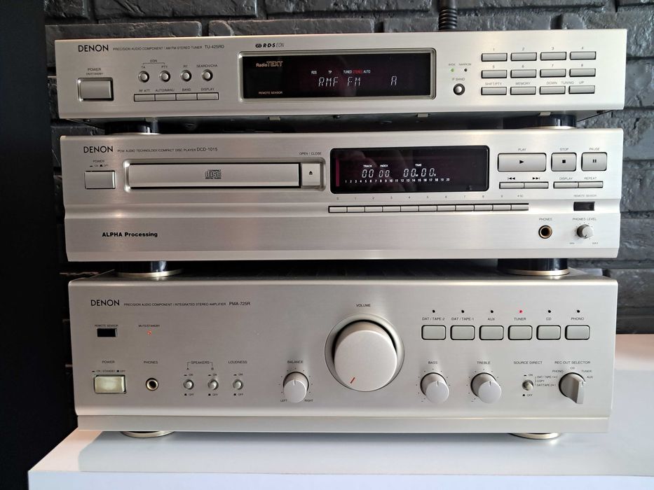 Wieża Denon HiFi Denon PMA 725R Denon DCD 1015 Denon TU 425RD 2x pilot uszkodzony CD i potencjometr wzmacniacza