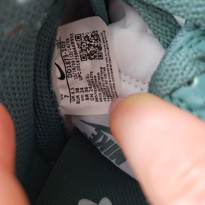 Оригінальні жіночі кросівки NIKE DUNK LOW WHITE/GREEN DD1873-107