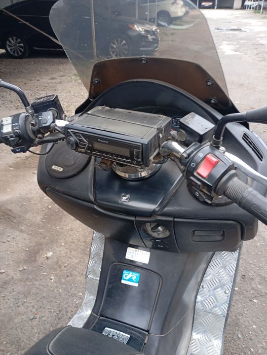 Продам макси скутер