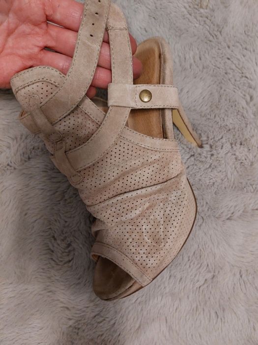 Buty sandały Reserved