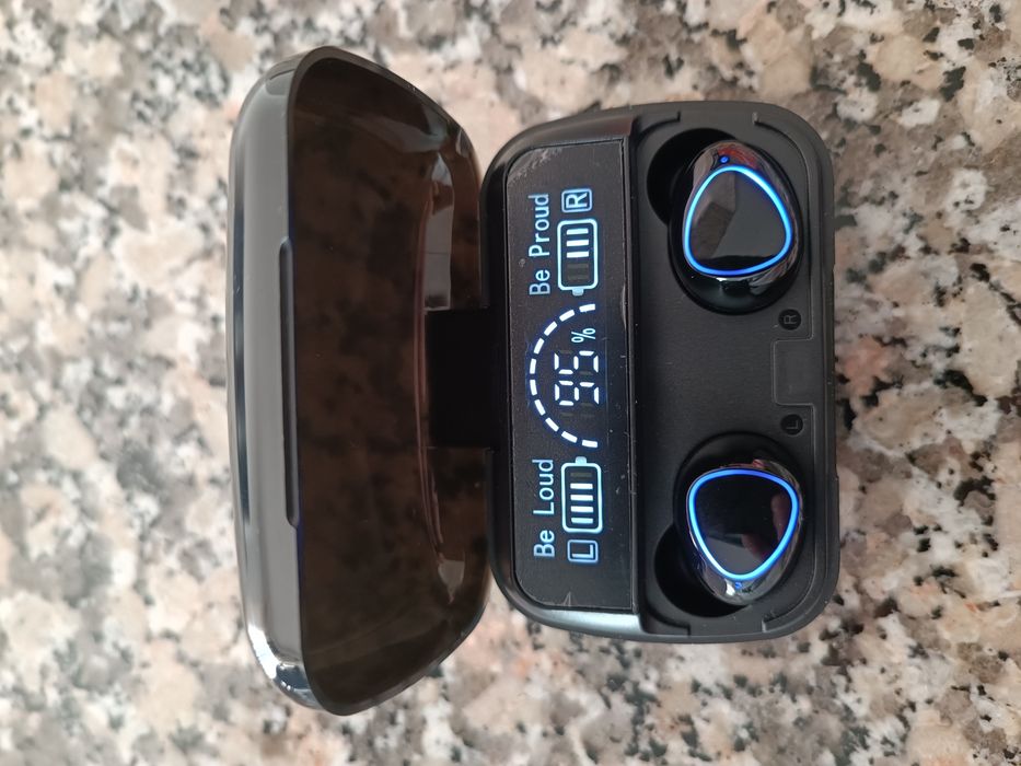 Phones bluetooth Novos com caixa power bank. Preco FINAL