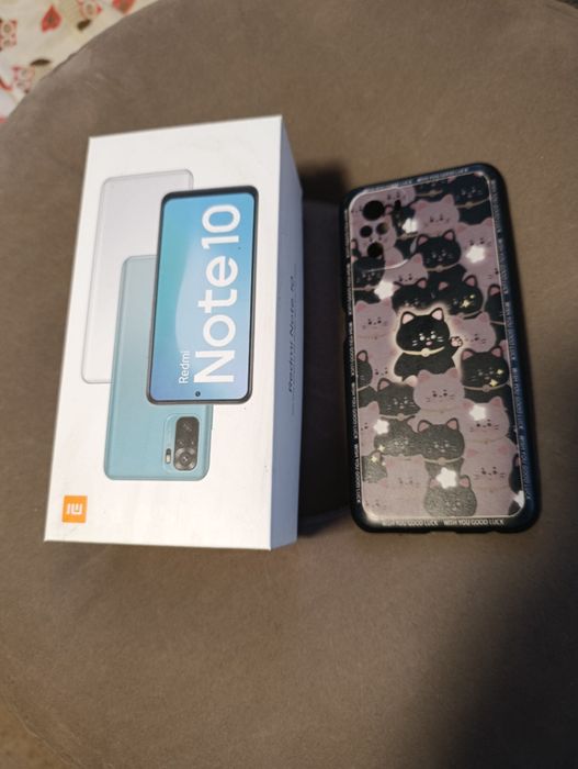 Продам смартфон Redmi Note 10