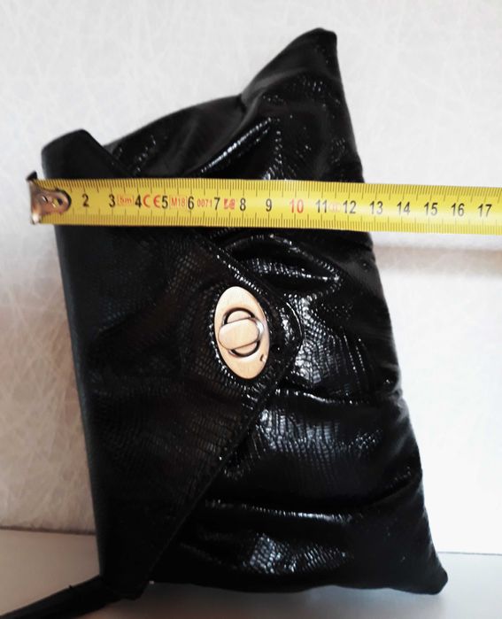 Torebka czarna Pieces