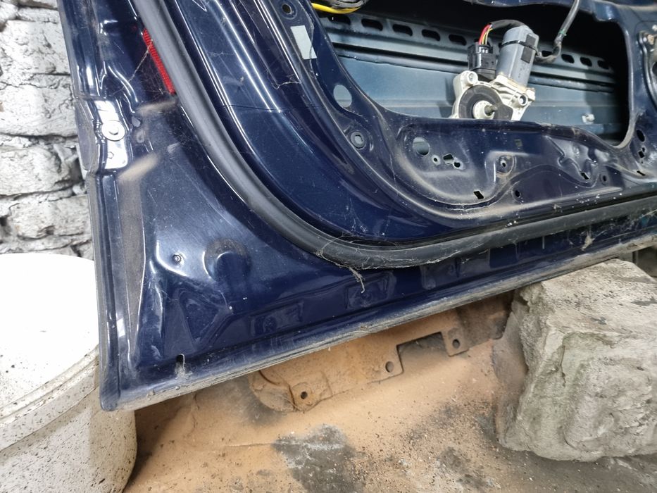 Передня ліва дверка Mercedes w220 s500 s320