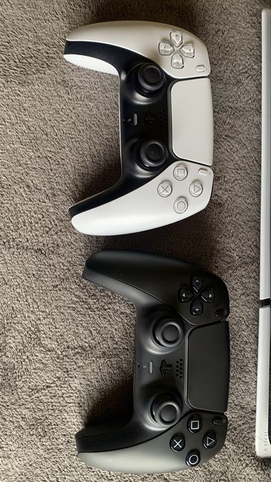 PlayStation 5 Slim Digital 1TB – Completo – 8 meses de uso