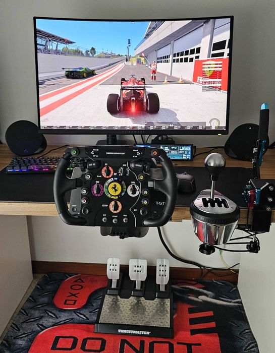 Volante Thrustmaster TGT-II + Extras