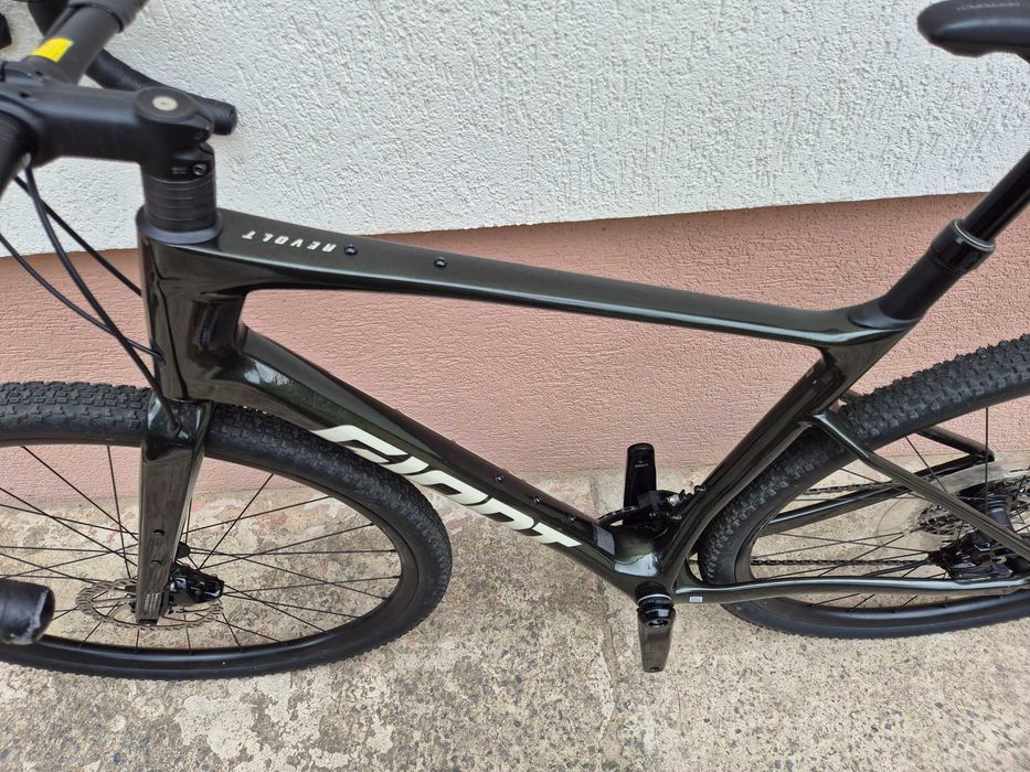 d Gravel Giant Revolt Advanced 1 Etap, Sram Rival AXS 1x12, carbon